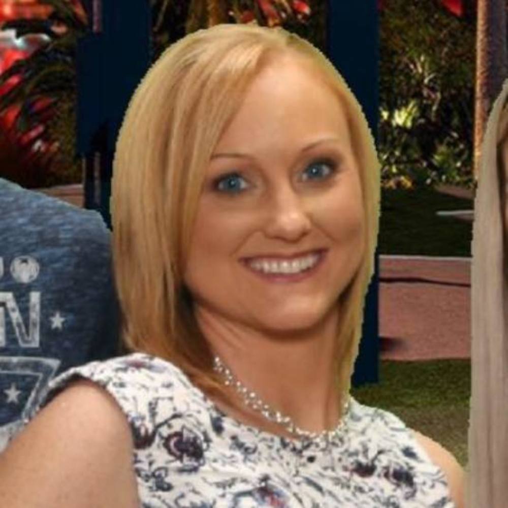 Meet your Posher, Halli